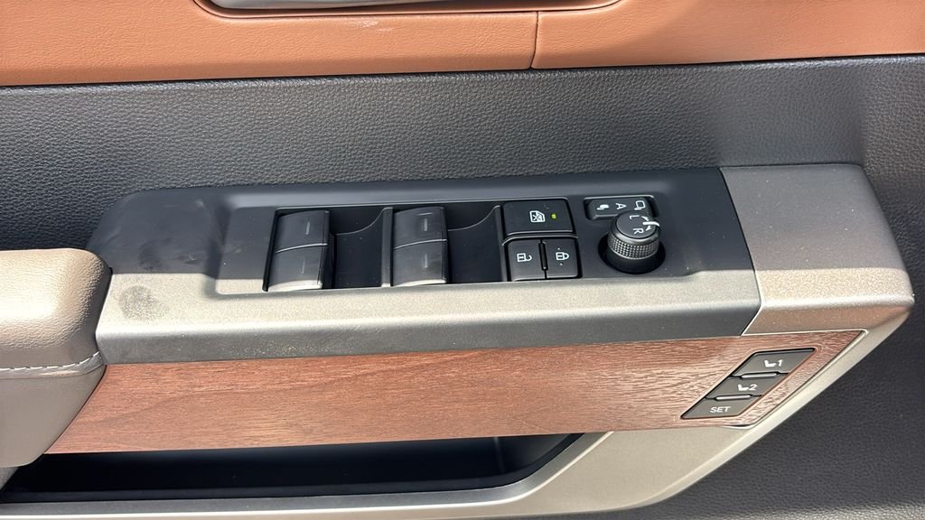 New 2026 Wind Chill Pearl <sup>1</sup> Toyota Tundra 1794 Edition image 13