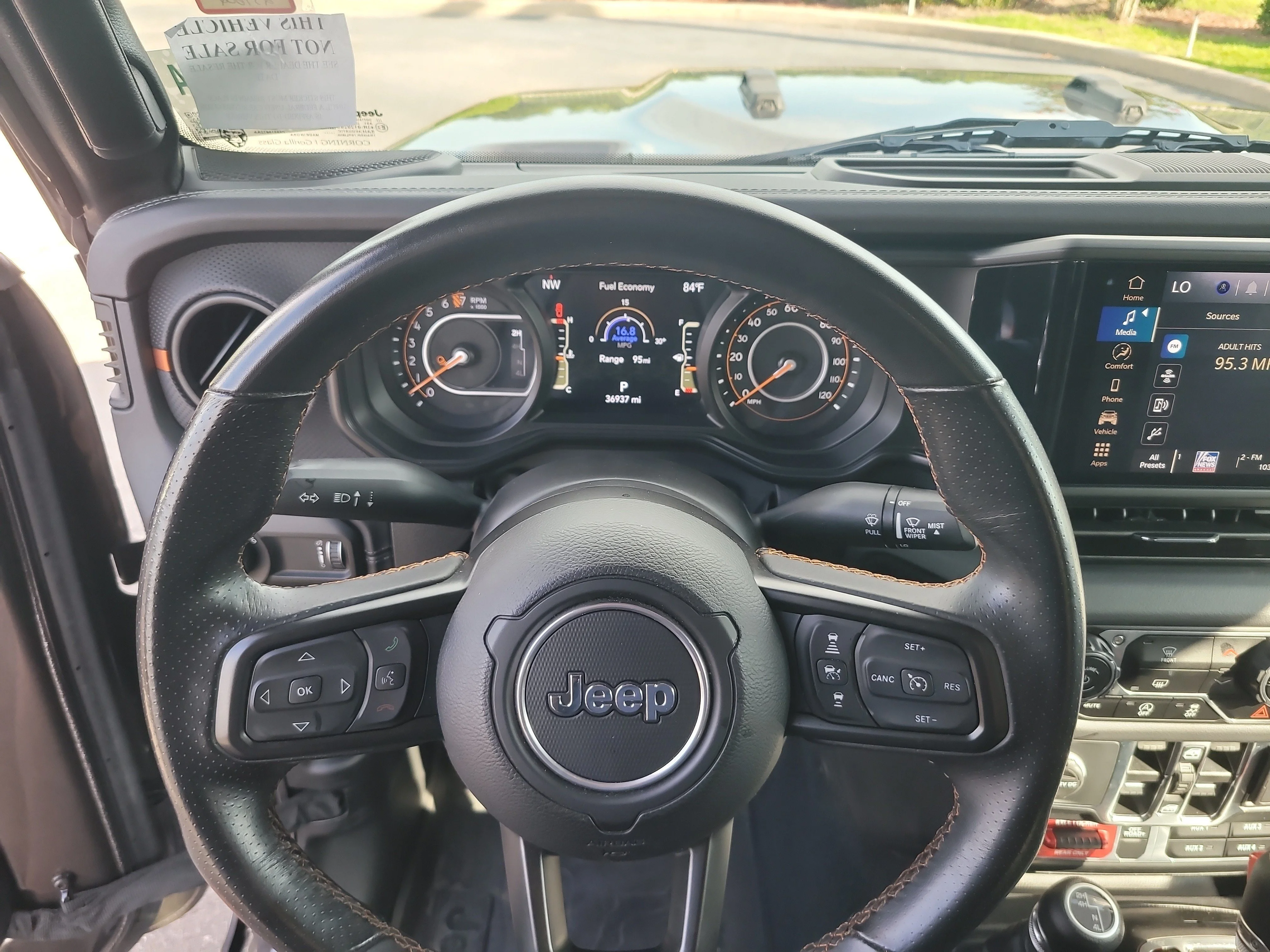 Used 2024 Granite Crystal Metallic Clearcoat Jeep Mojave image 27