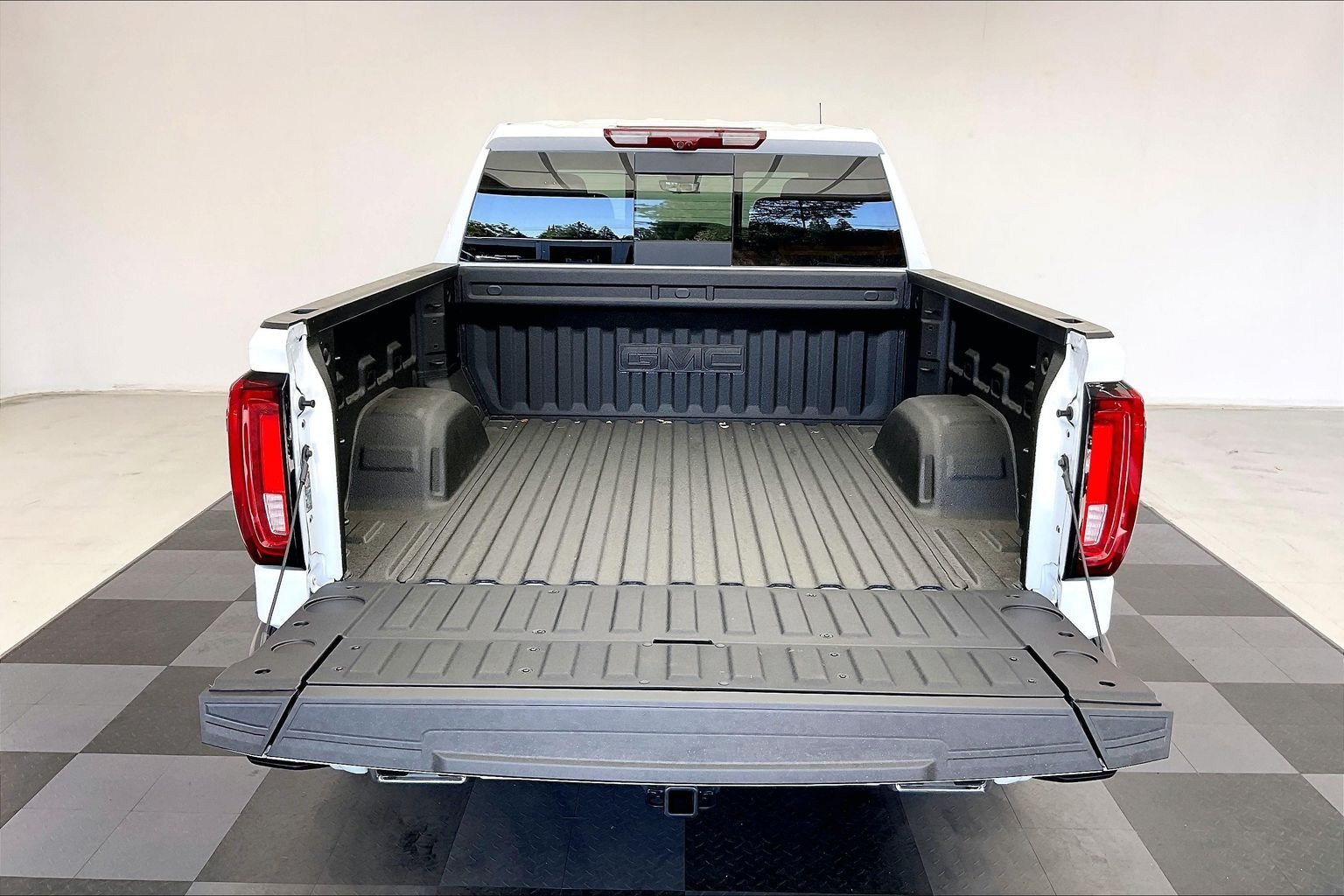 2026 GMC Sierra 1500 Denali - Photo 11