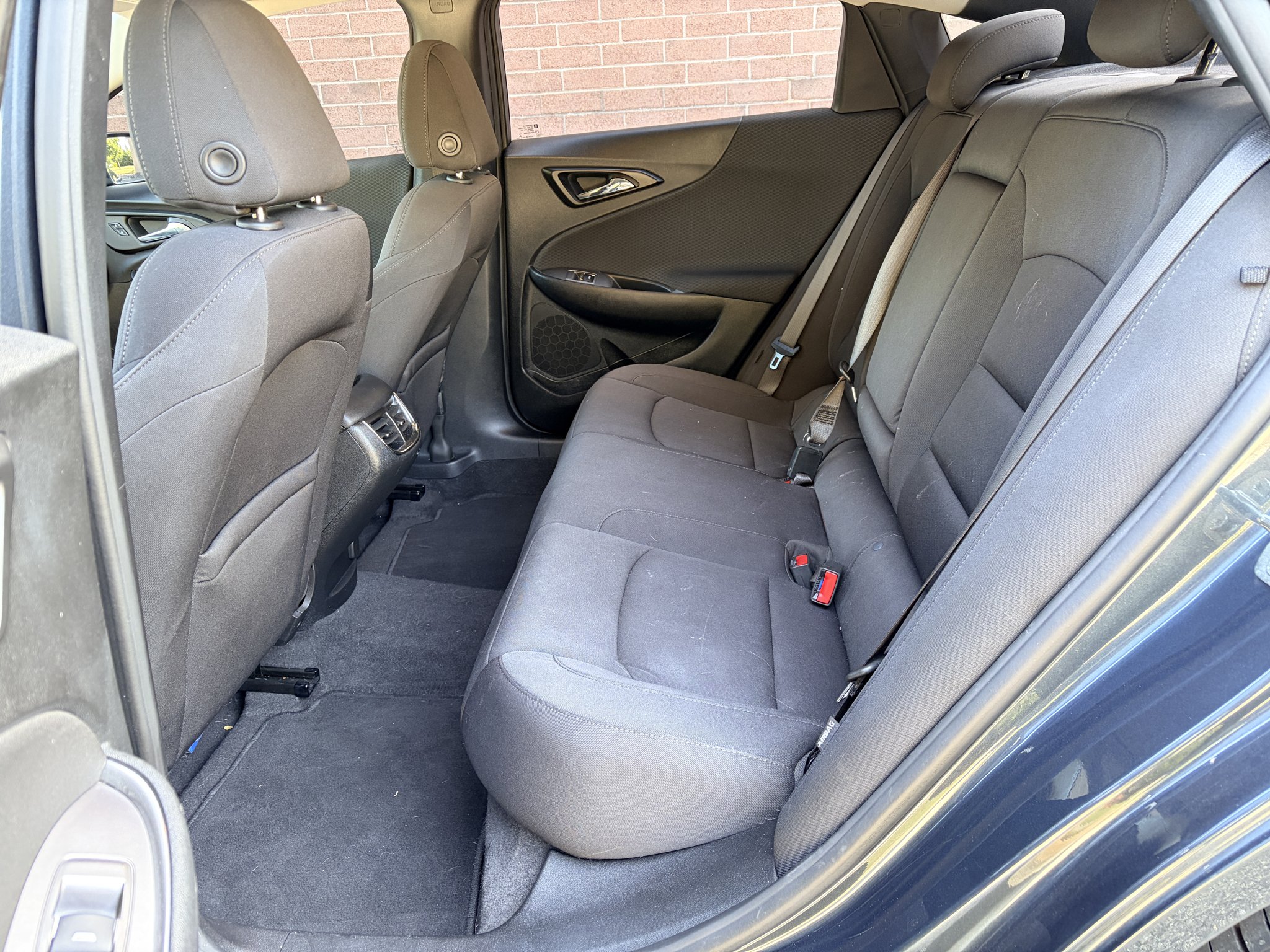 Used 2020 Shadow Gray Metallic Chevrolet LT image 19