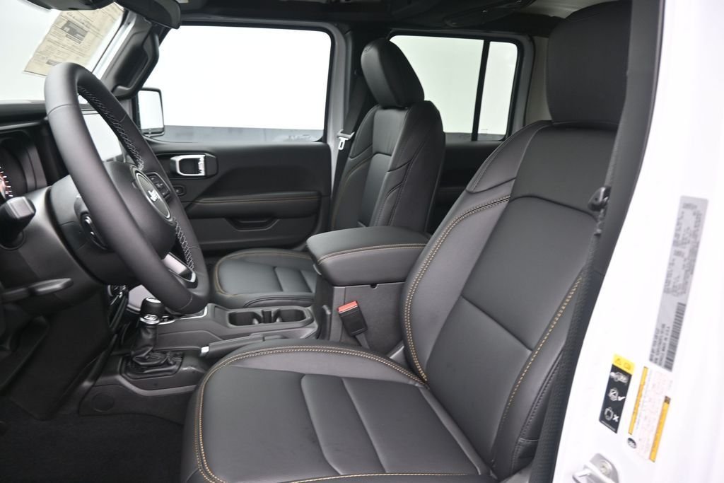 New 2026 Bright White Clearcoat Jeep Texas Trail image 19