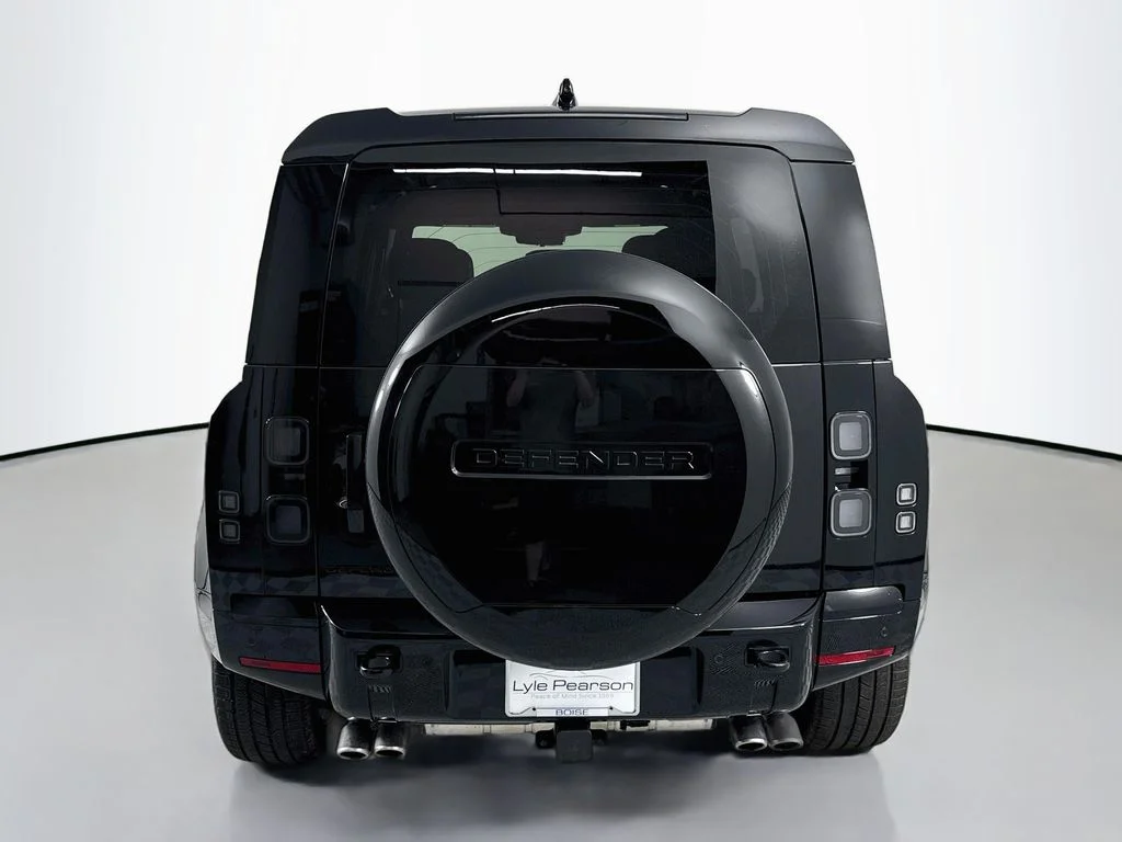 Certified Used 2026 Black Land Rover V8 image 10