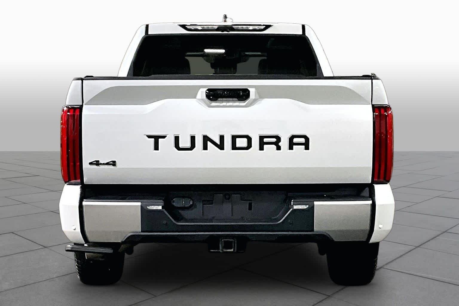 Used 2023 Wind Chill Pearl Toyota Limited image 5