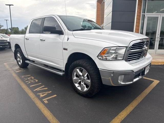 Used 2014 Bright White Clearcoat Ram Lone Star image 2