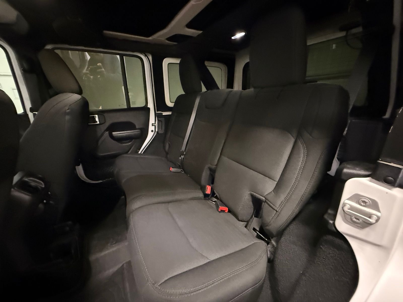Used 2020 White Jeep Unlimited Willys image 21