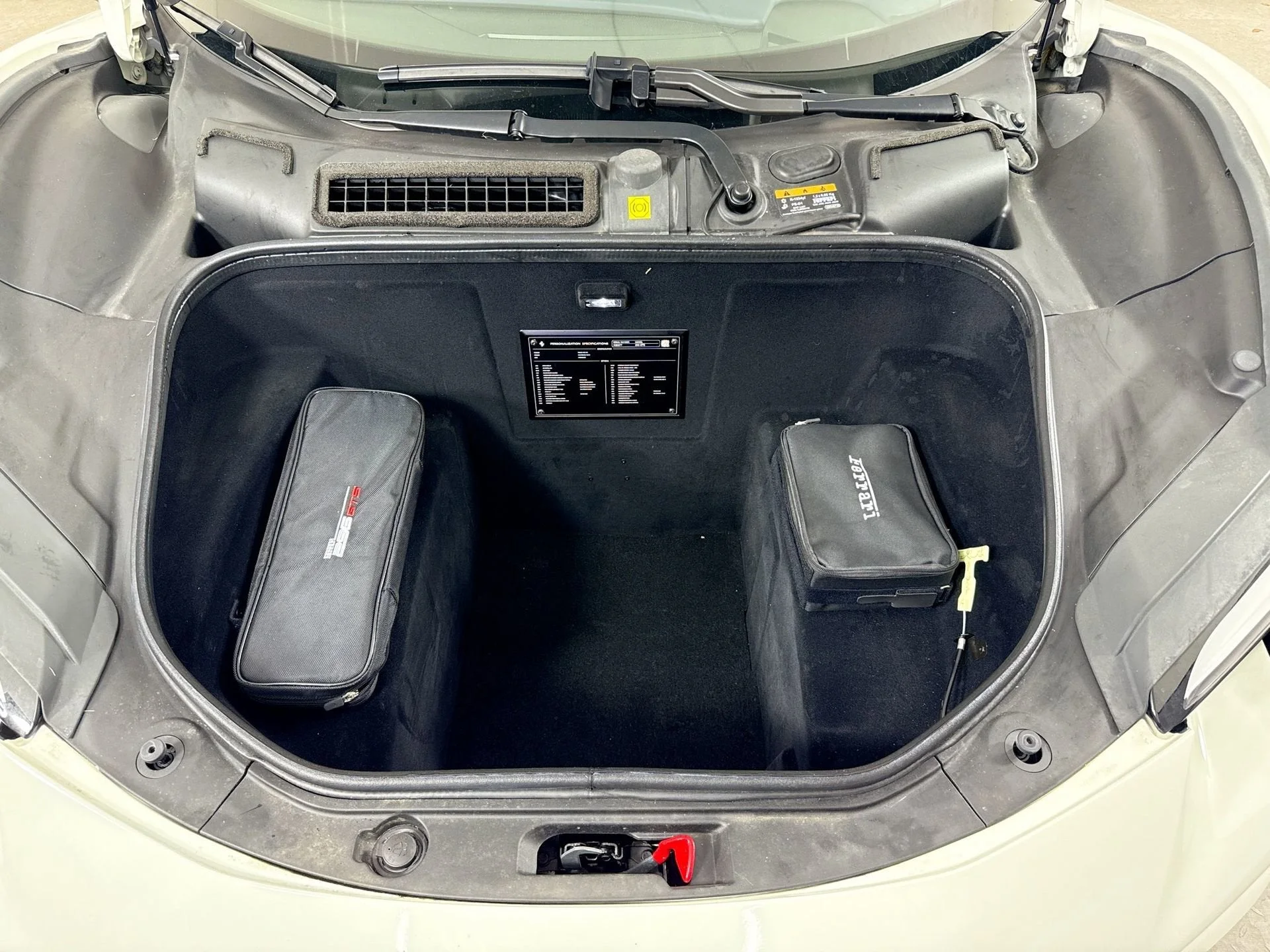 Certified Used 2025 Bianco Avus Ferrari  image 20