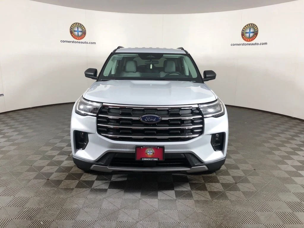New 2026 Space White Metallic Ford Active image 16