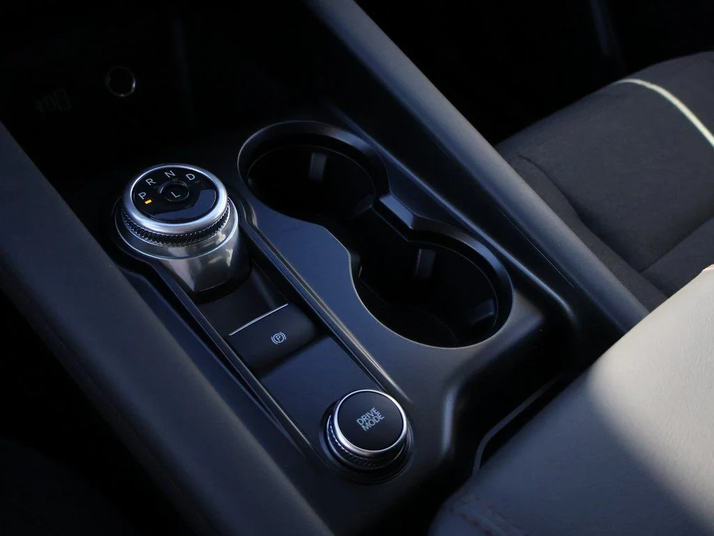 New 2026 Space White Metallic Ford Active image 40