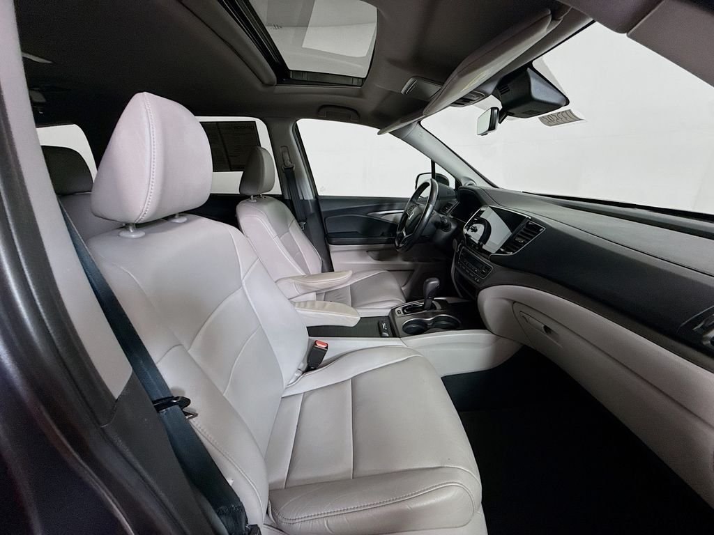 Used 2020 Gray Honda EX-L image 28