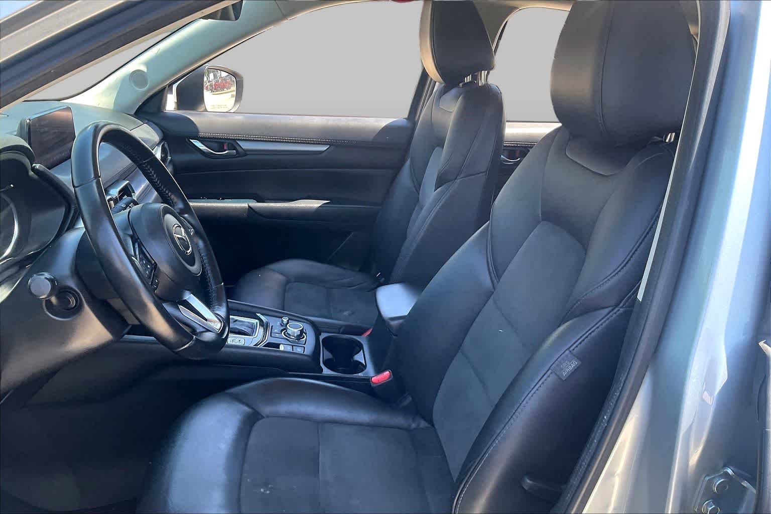 Used 2017 Sonic Silver Metallic Mazda Touring image 8