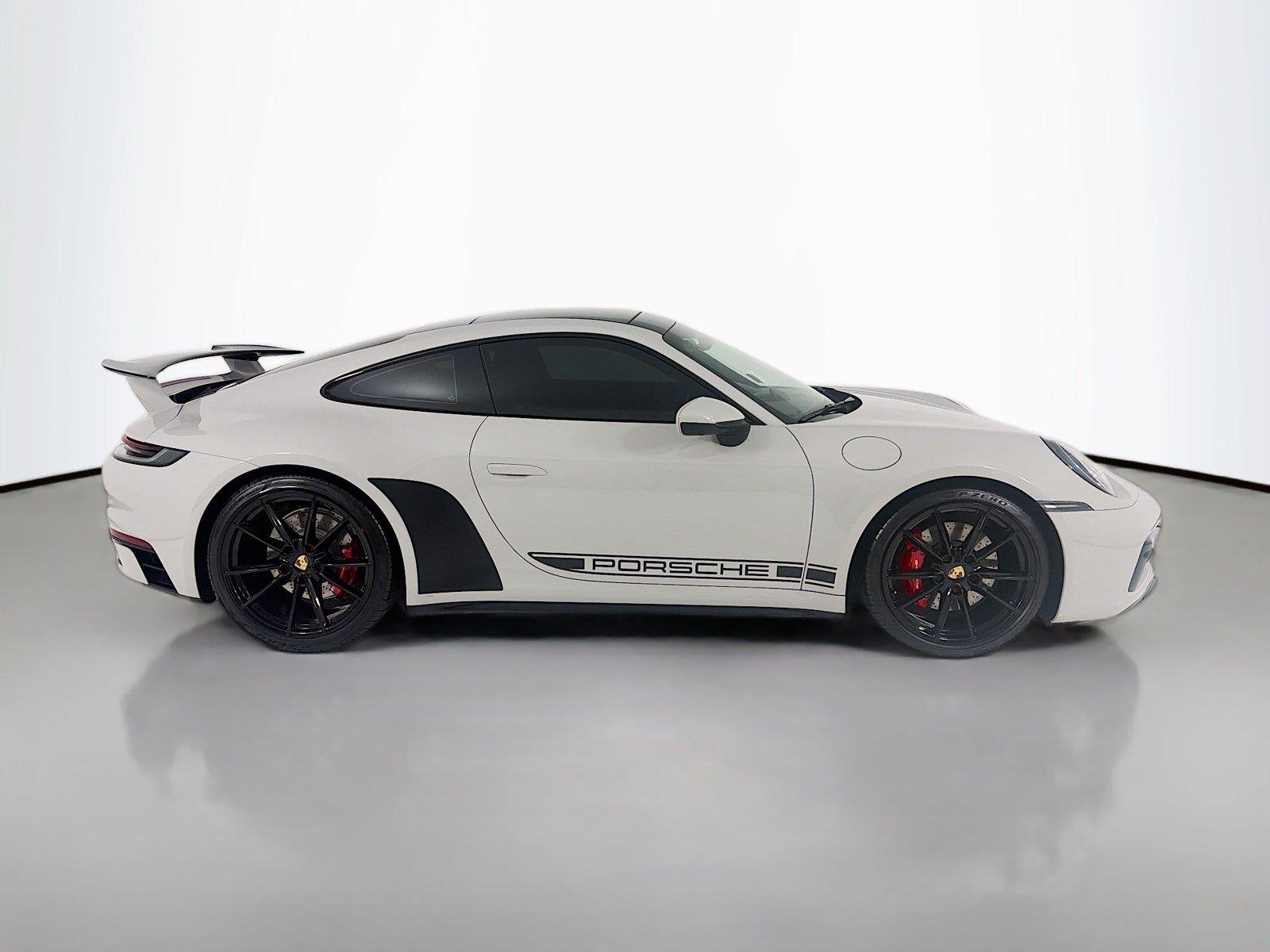 Used 2022 Chalk Porsche Carrera S image 24