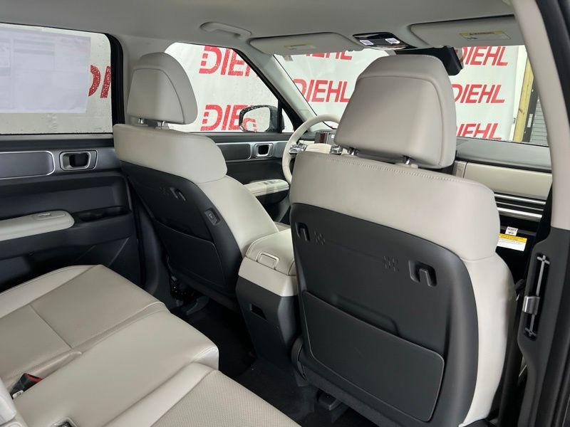 New 2027 Gray Hyundai SEL AWD image 12