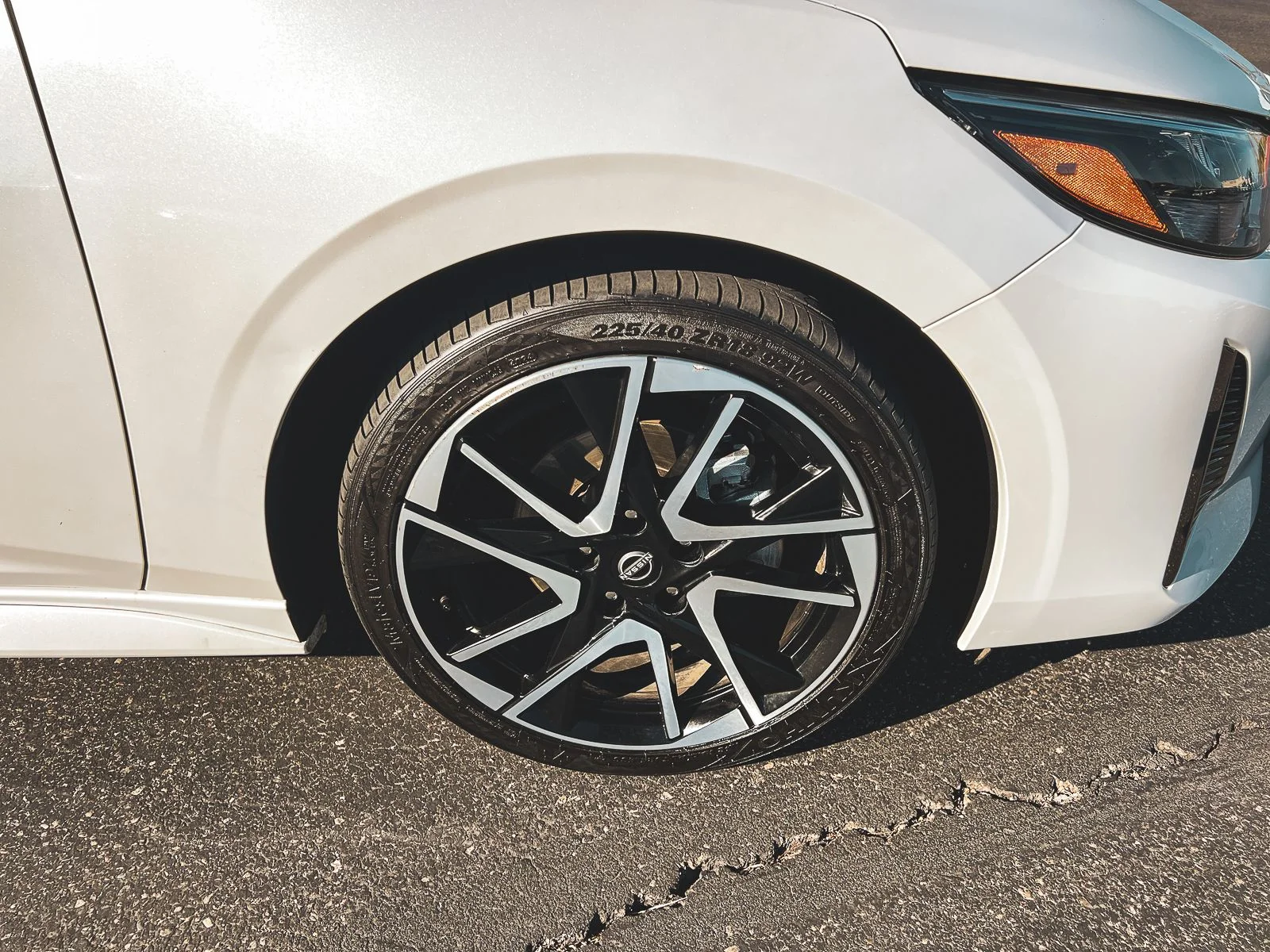 Used 2024 White Nissan SR image 9