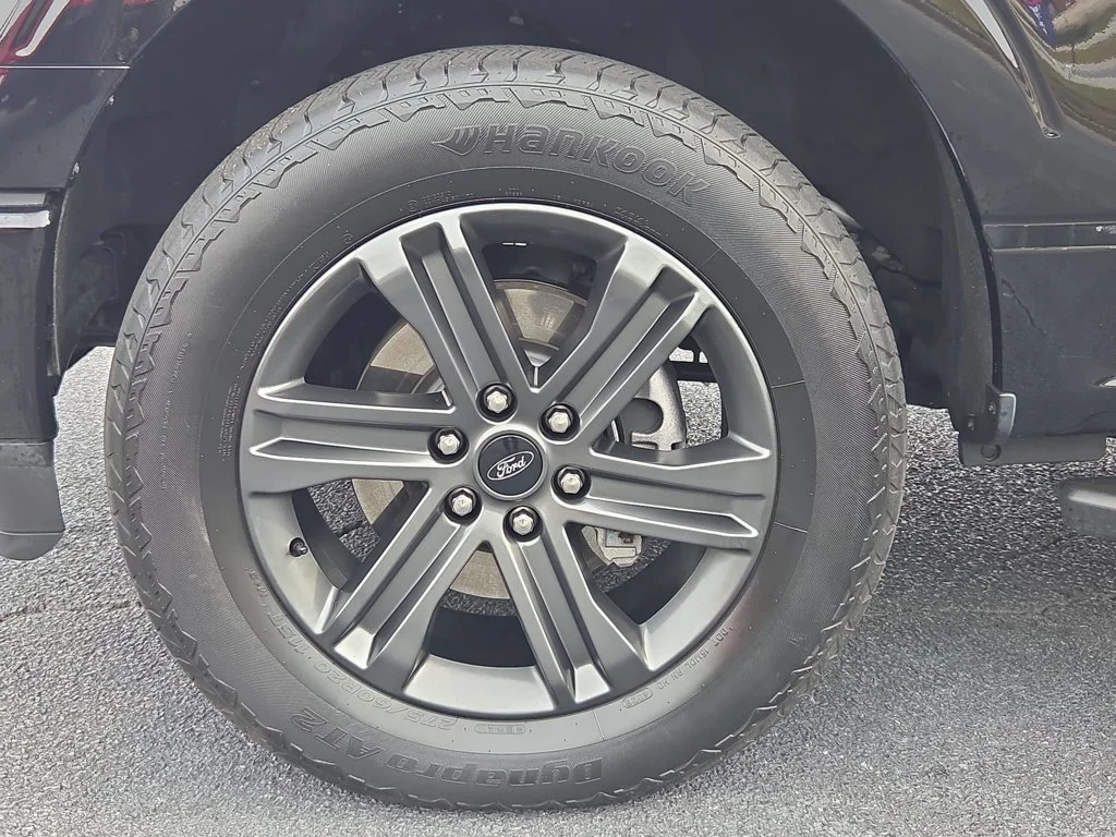Used 2023  Ford XLT image 9