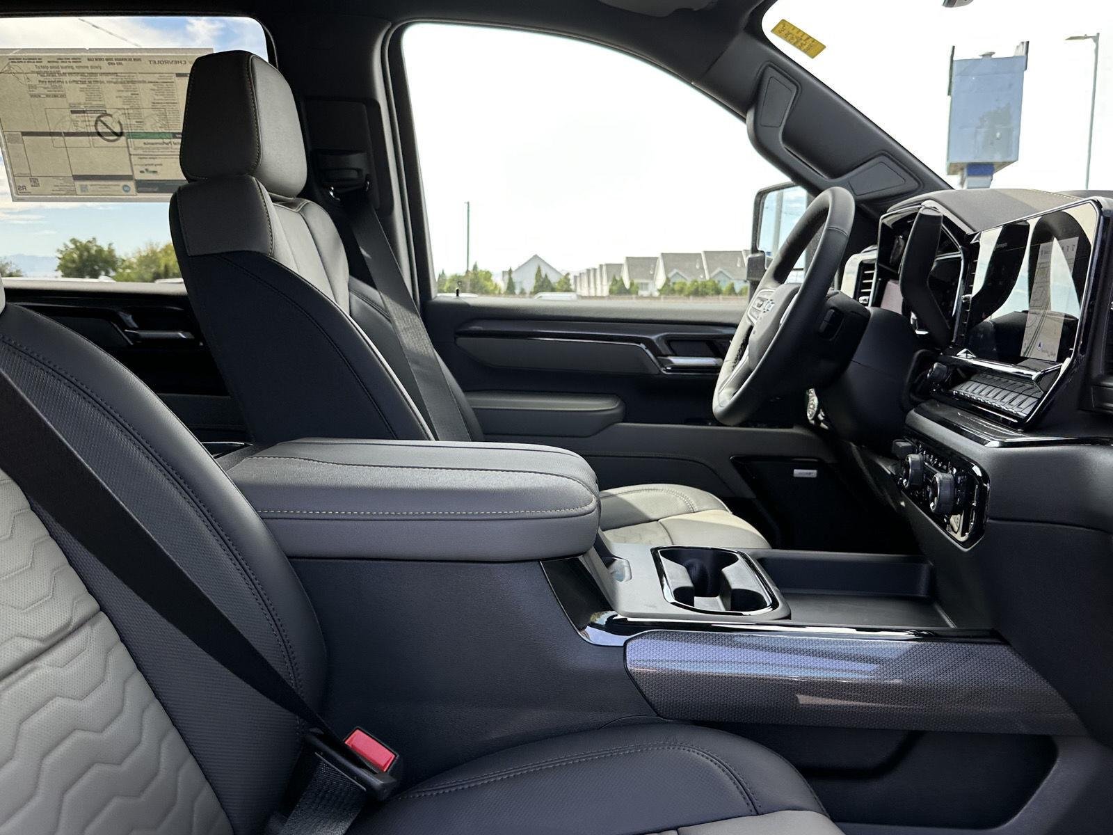 2026 Chevrolet Silverado 2500 HD ZR2 - Photo 38