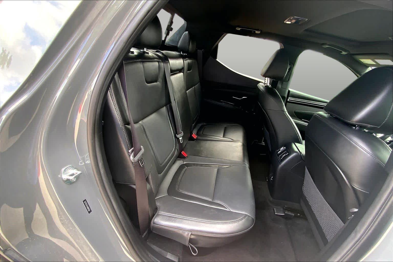 Certified Used 2022 Hampton Gray Hyundai Limited image 20