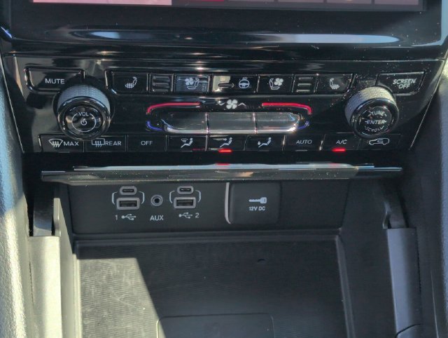 Used 2023 White Jeep Limited image 18
