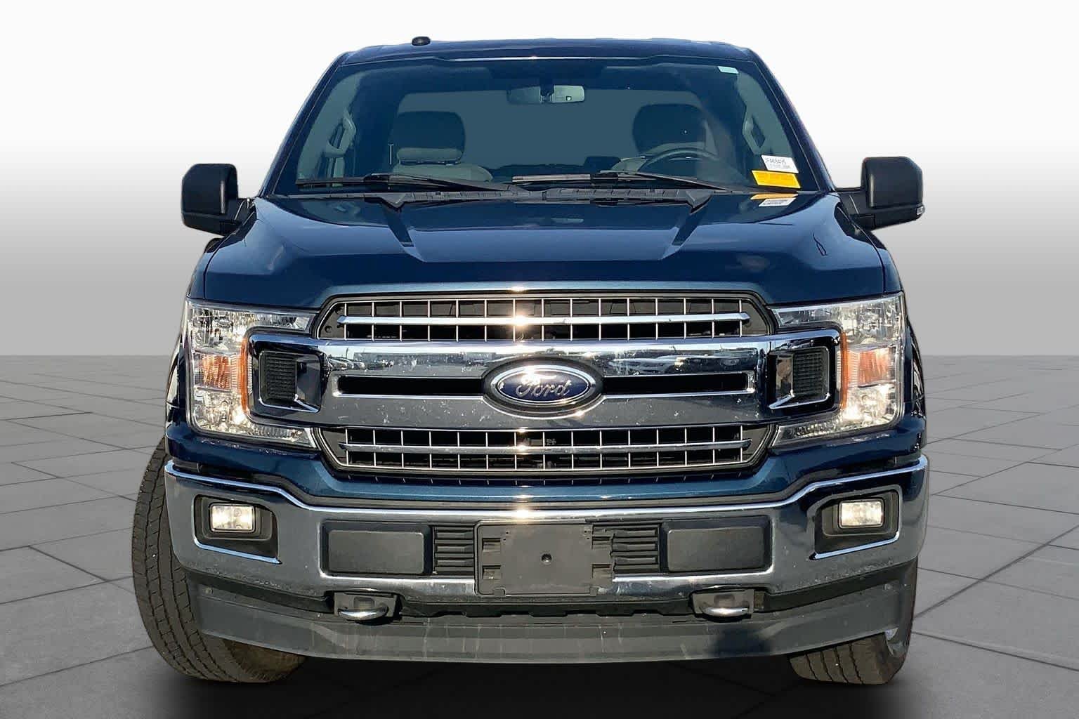 Used 2018 Blue Jeans Metallic Ford XLT image 3