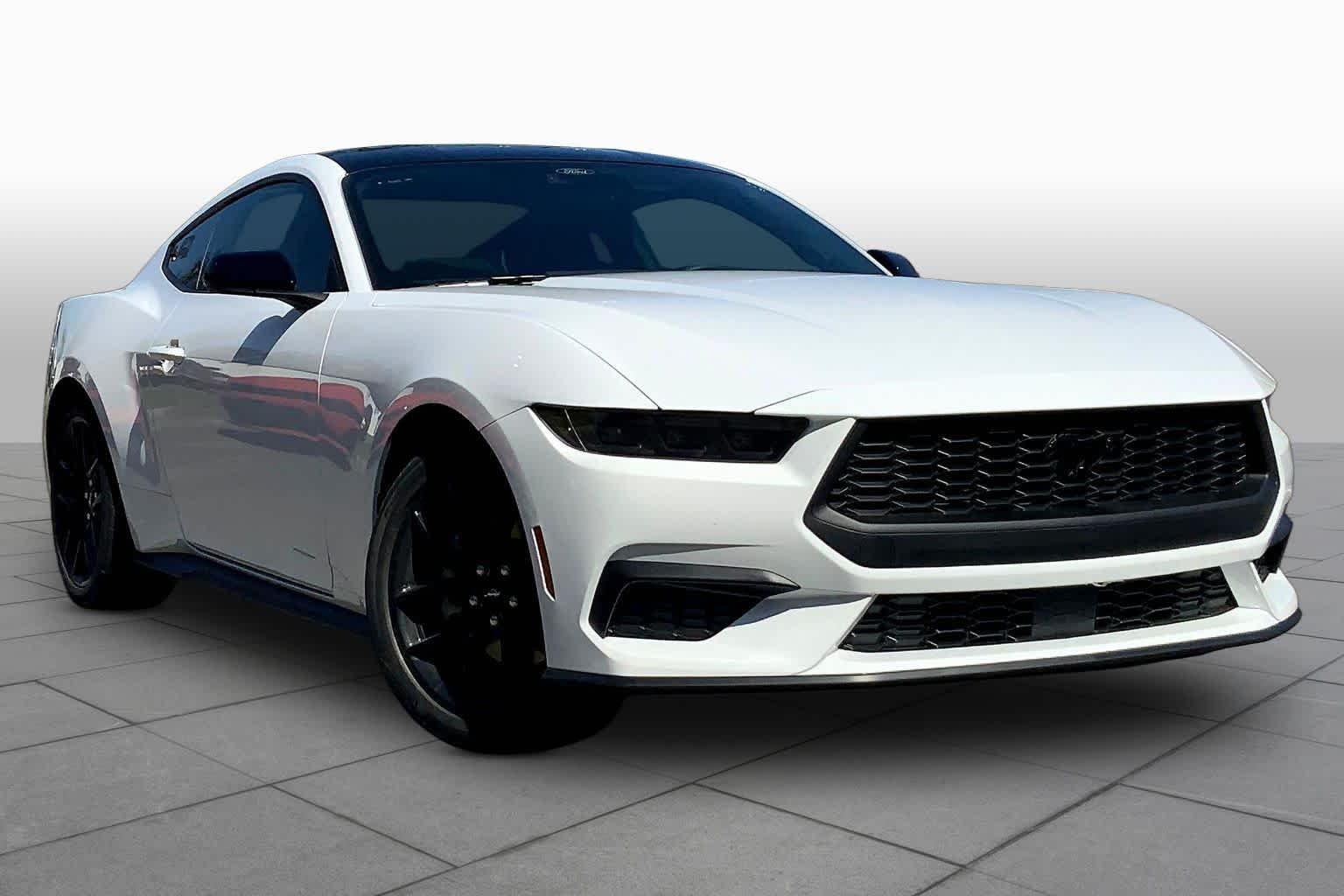 New 2026 Oxford White Ford EcoBoost® Fastback image 2