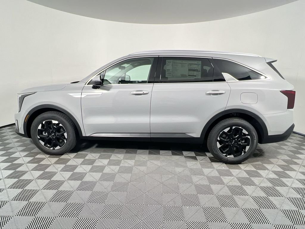 New 2026 Wolf Gray Kia S image 8