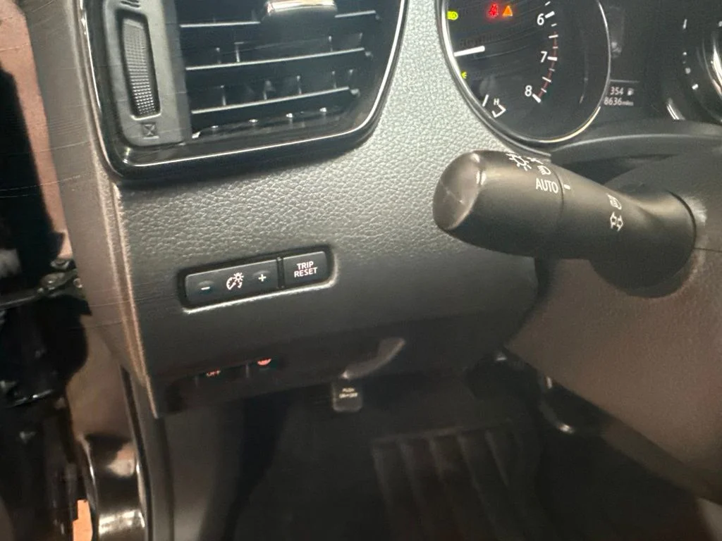 Used 2020 Black Nissan S image 22