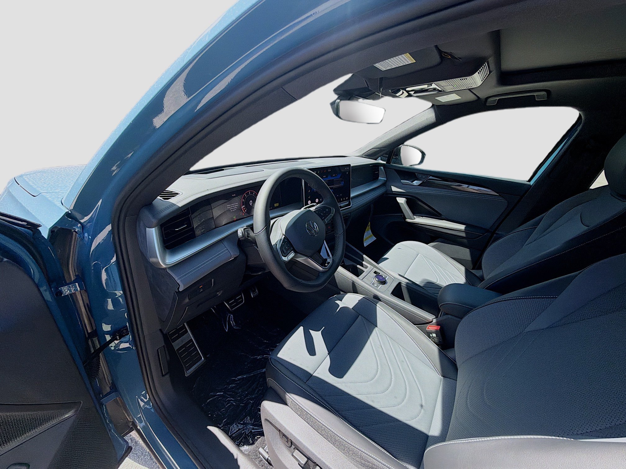 New 2026 Blue Volkswagen SE R-Line Black image 9