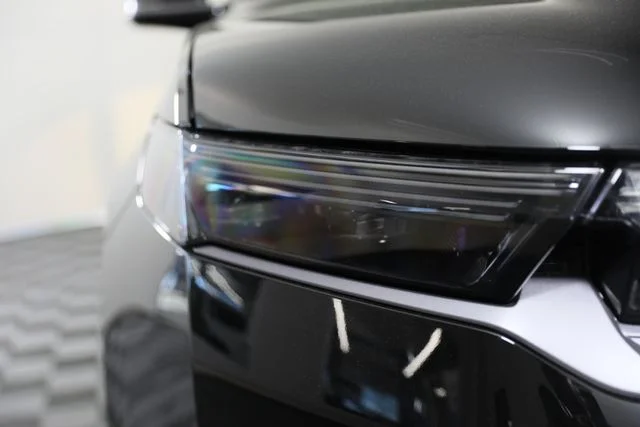 New 2026 High Gloss Black Exterior Paint Jeep Limited Altitude image 29