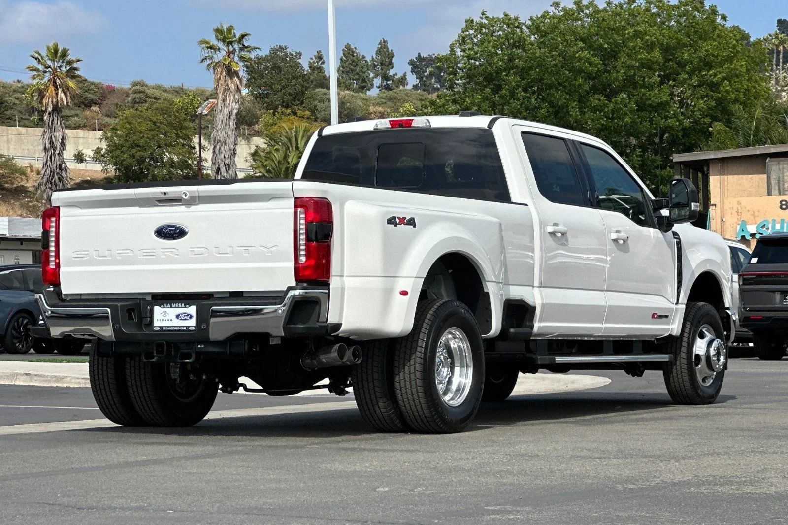 New 2026 Star White Metallic Tri-Coat Ford F-350® Lariat® image 3