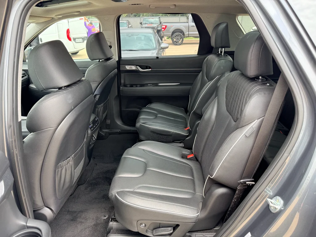 Used 2023 Steel Graphite Hyundai Limited image 27