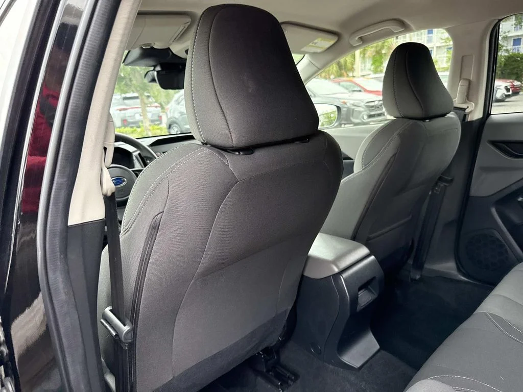 Used 2024 Black Subaru Base image 13