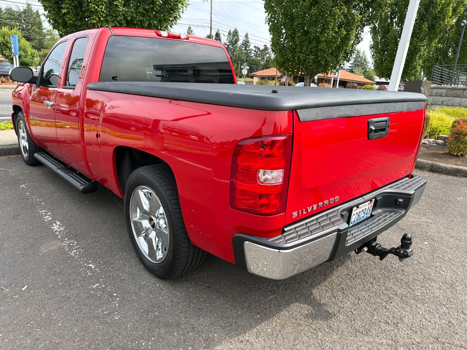 Used 2011 Victory Red Chevrolet LT image 6