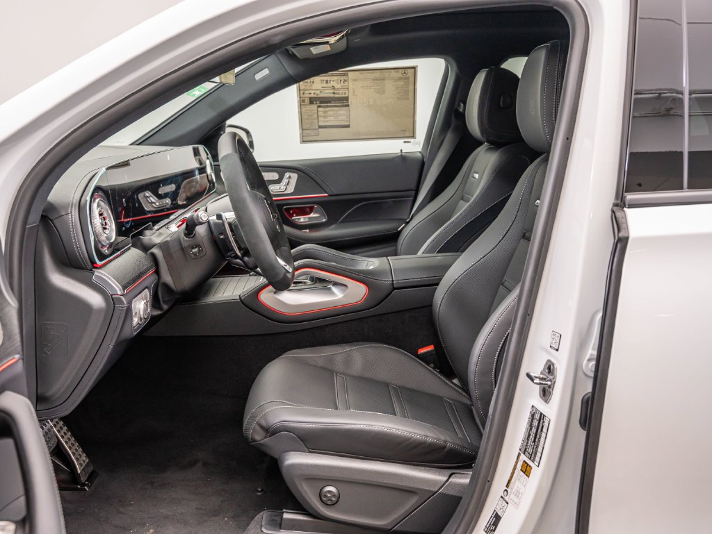 New 2027 MANUFAKTUR Moonlight White Metallic Mercedes-Benz AMG® GLE 53e 4MATIC+ Coupe image 24