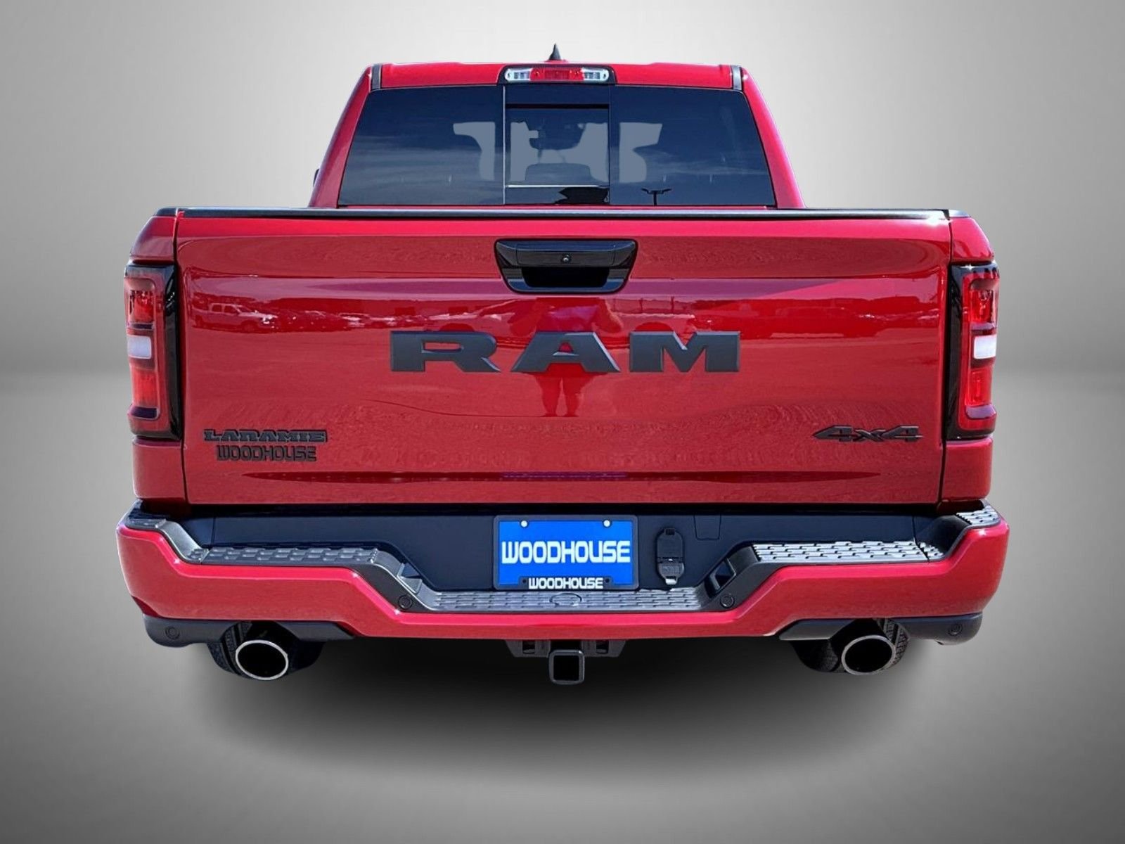 New 2026 Molten Red Pearl-Coat Exterior Paint RAM Laramie image 6