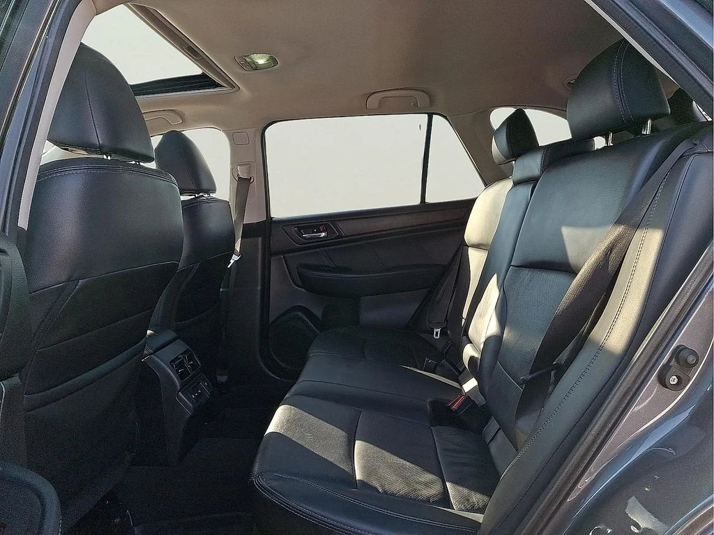 2019 Subaru Outback Limited - Photo 11