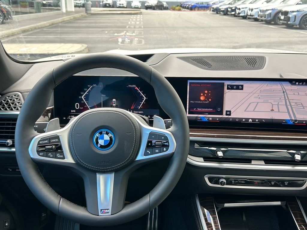 New 2026 Mineral White Metallic BMW xDrive50e image 17
