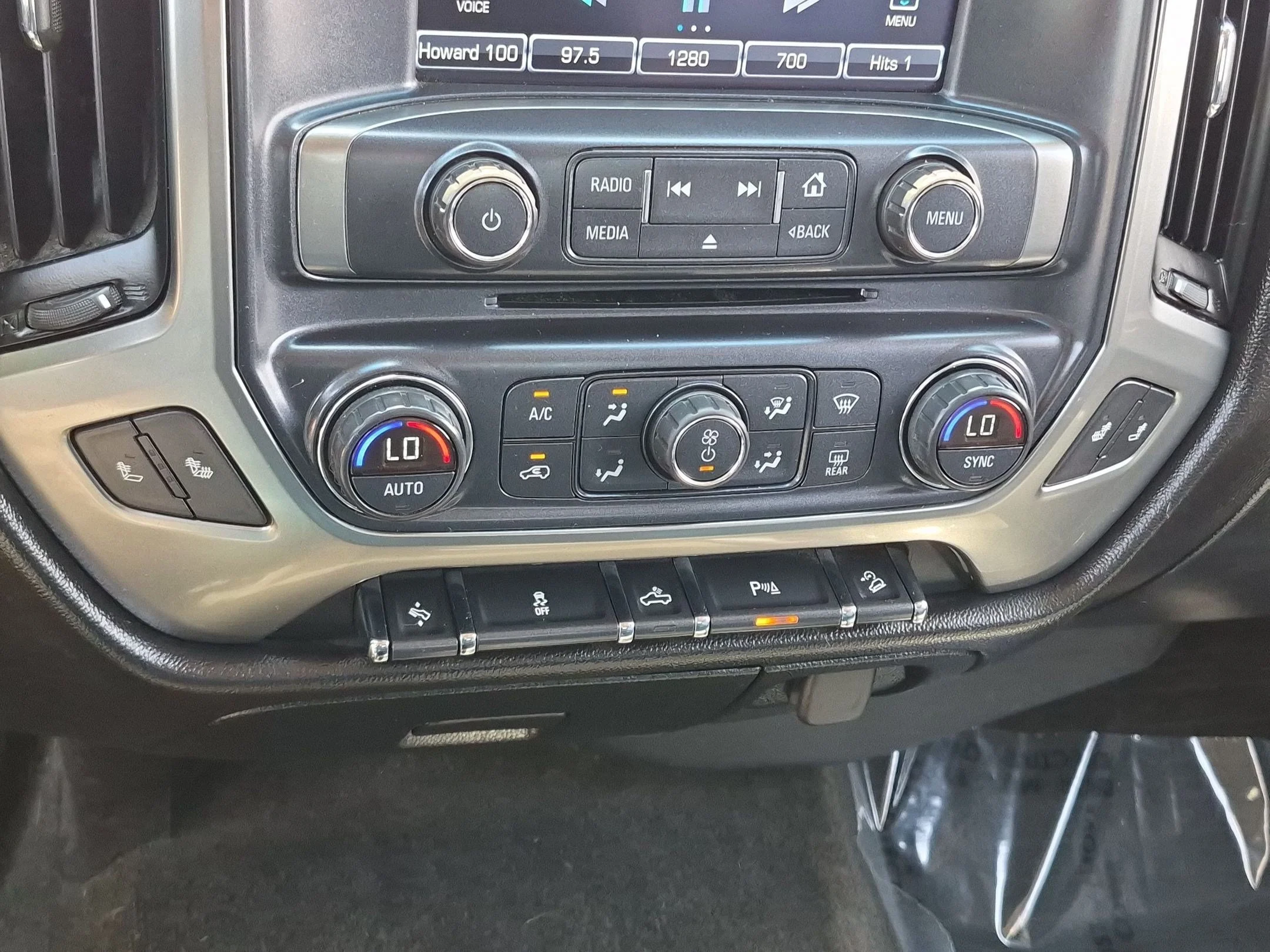 Used 2016 Black Chevrolet LT image 21