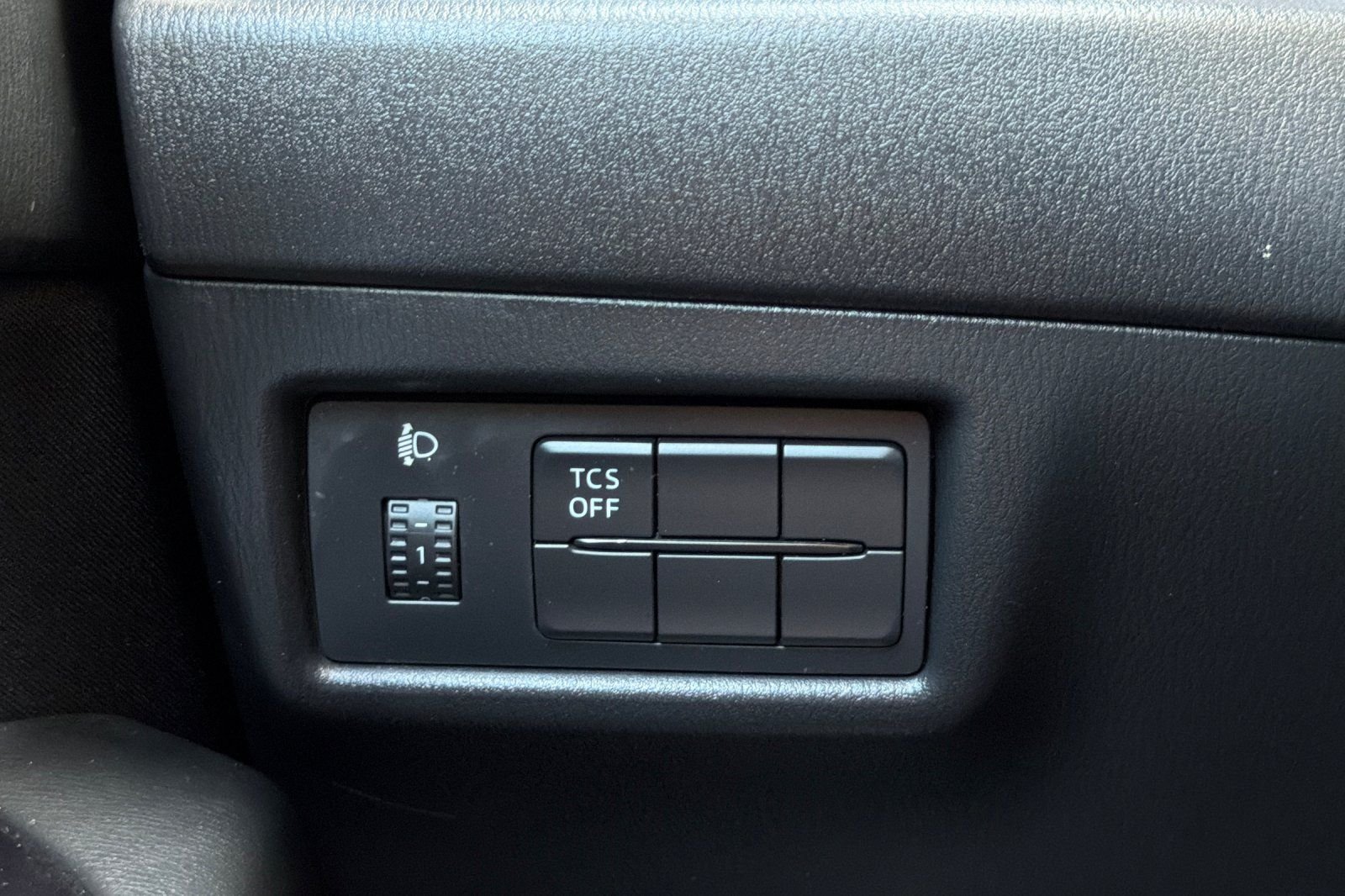 Used 2019 Black Mazda Sport image 29