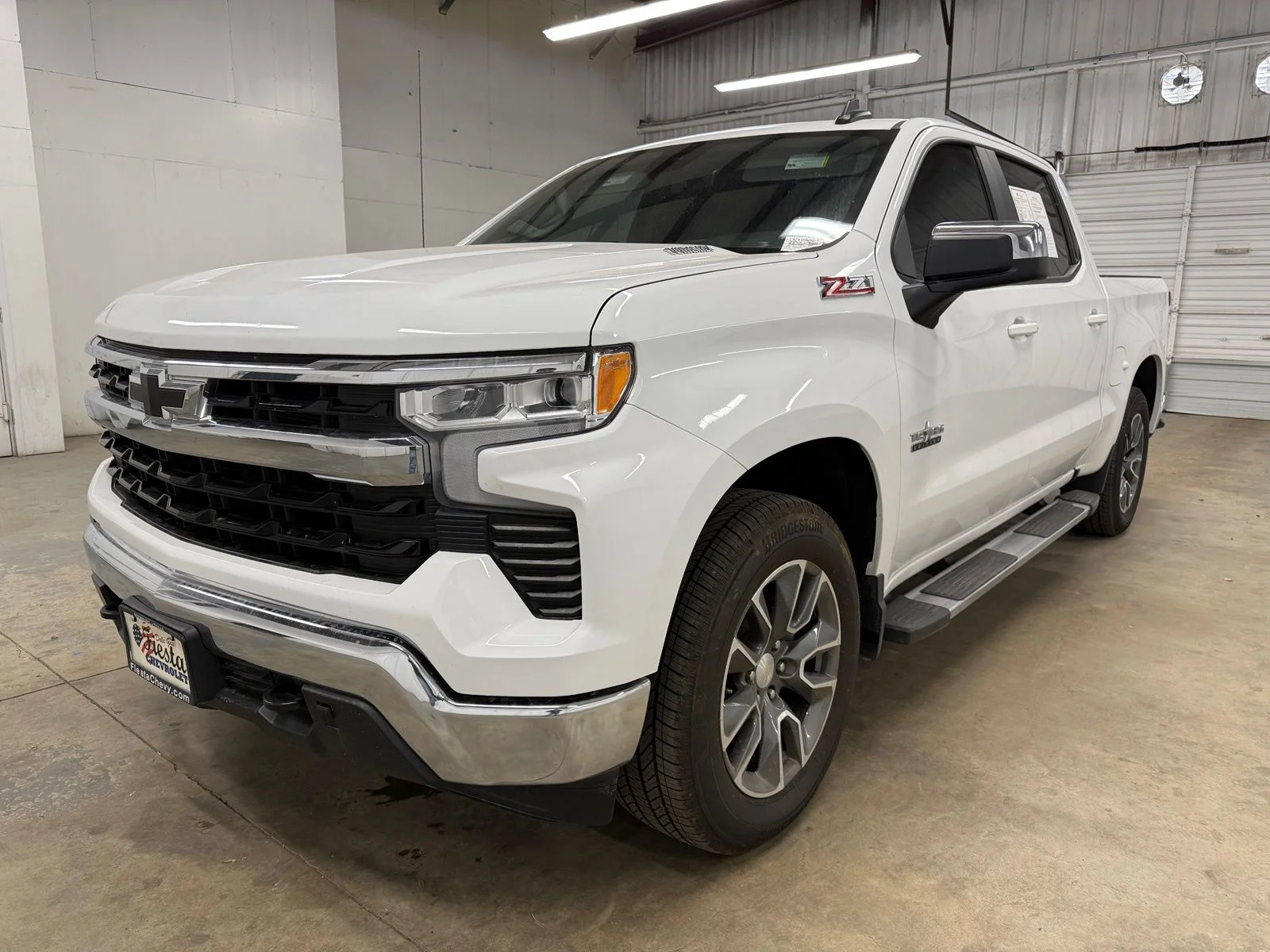 Used 2024 White Chevrolet LT image 3