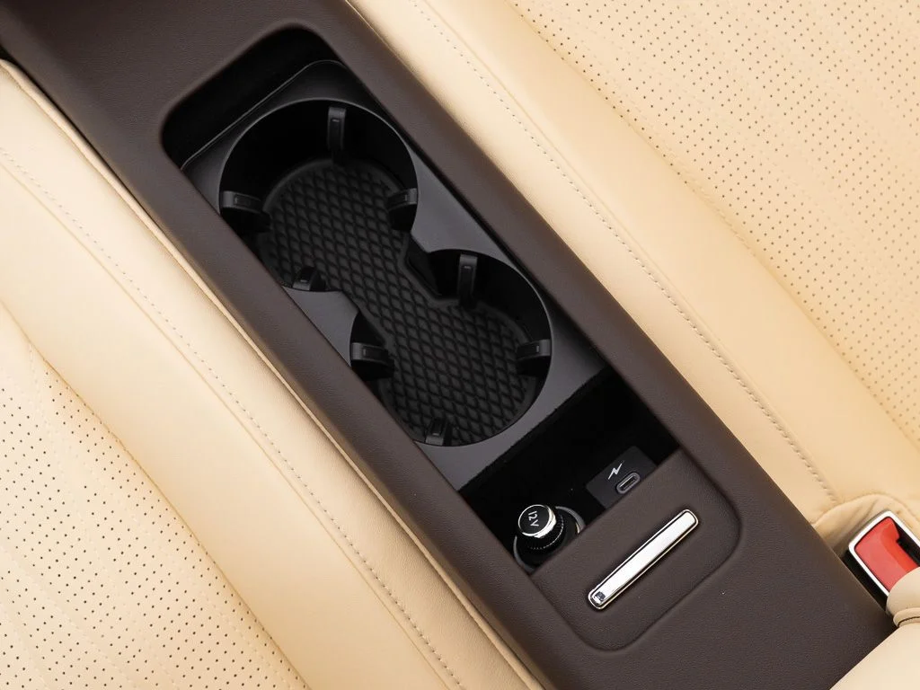 New 2026 Magnolia Bentley Azure image 30