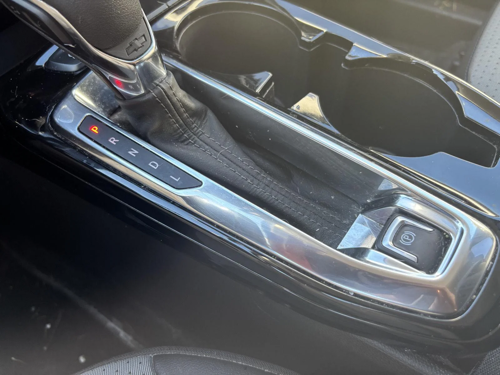 Used 2024 Mosaic Black Metallic Chevrolet LT image 14