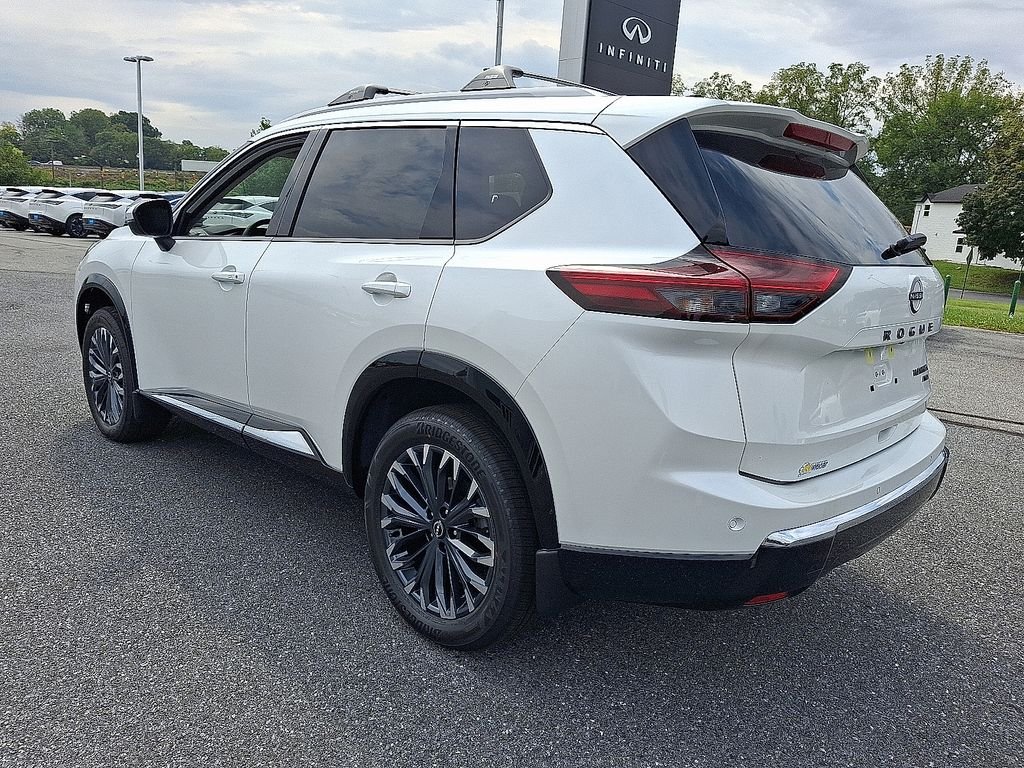 New 2026 Everest White Pearl TriCoat Nissan Platinum image 3