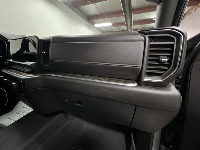 2023 Chevrolet Silverado 1500 LT - Photo 29