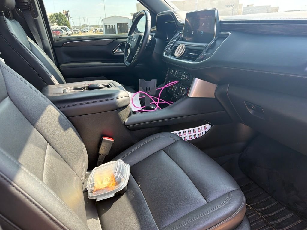 Used 2022 Beige Chevrolet Z71 image 10