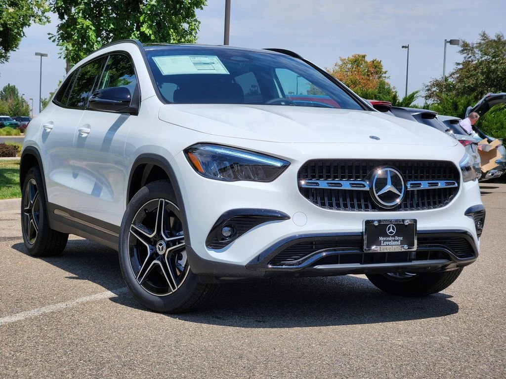 New 2026 Polar White Mercedes-Benz GLA 250 4MATIC® image 1