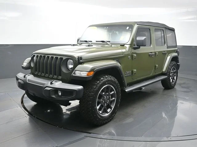 Used 2021 Green Jeep Unlimited Sport image 3