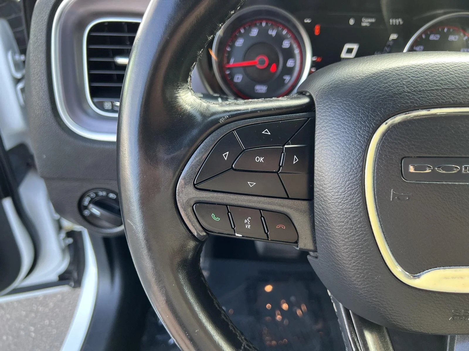 2019 Dodge Charger SXT - Photo 18