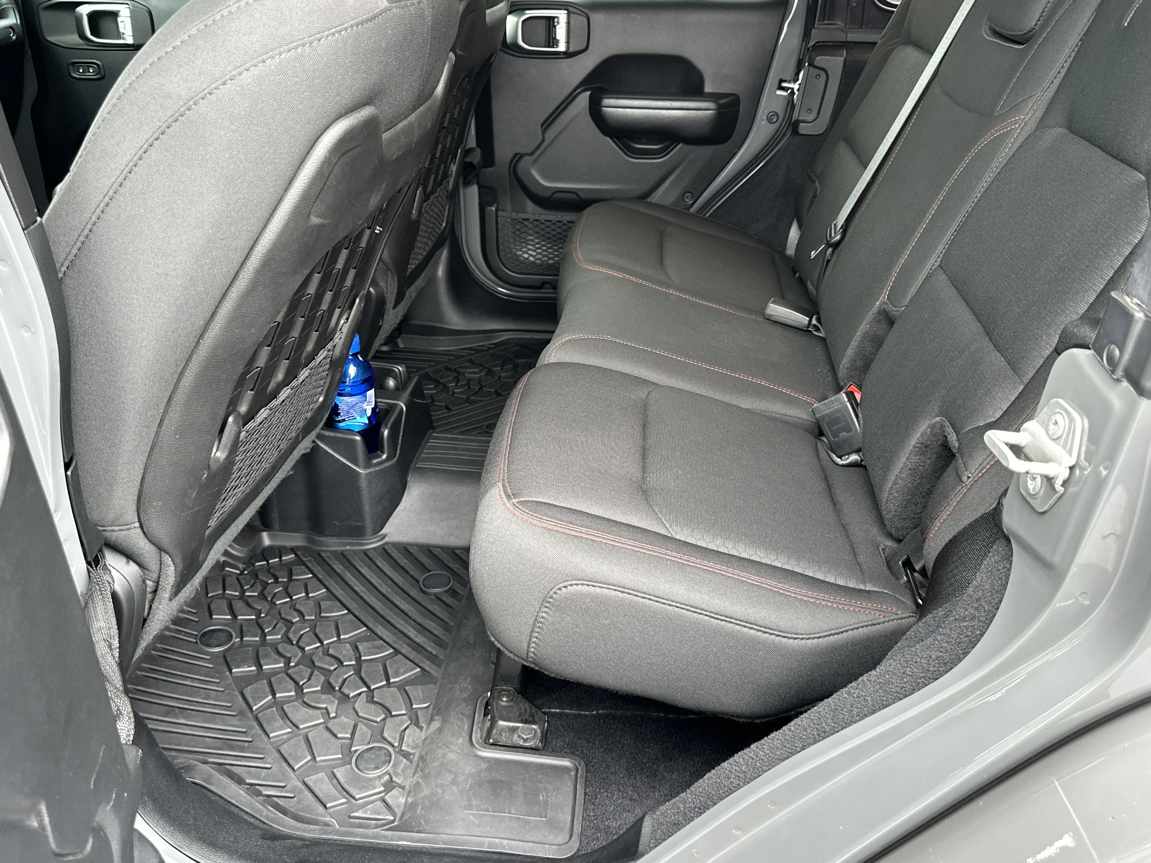Used 2019 Sting-Gray Clear Coat Jeep Rubicon image 20