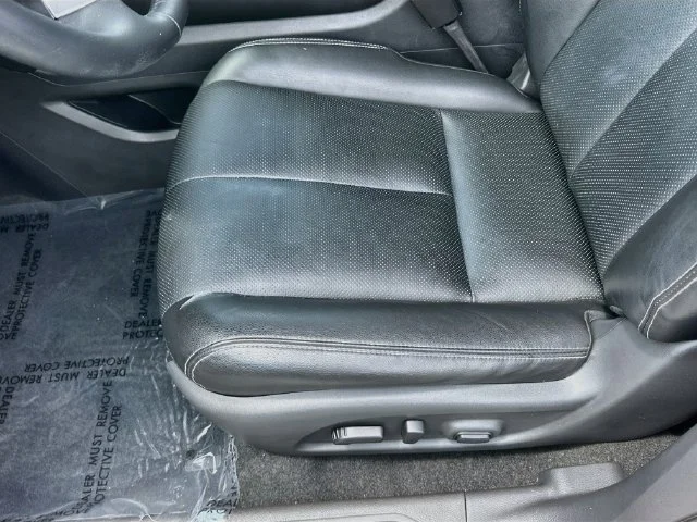 Used 2019 Cayenne Red Pearl Metallic Nissan SL image 20