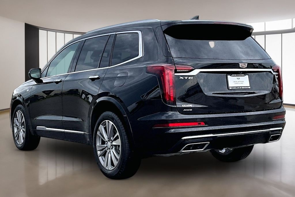 Used 2025 Black Cadillac Premium Luxury image 12