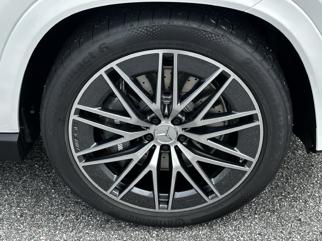 New 2027 MANUFAKTUR Moonlight White Metallic Mercedes-Benz AMG® GLE 53e image 51